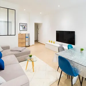  Apartment Jardin Des Muses - 2 Pieces - Parking Carre D'or